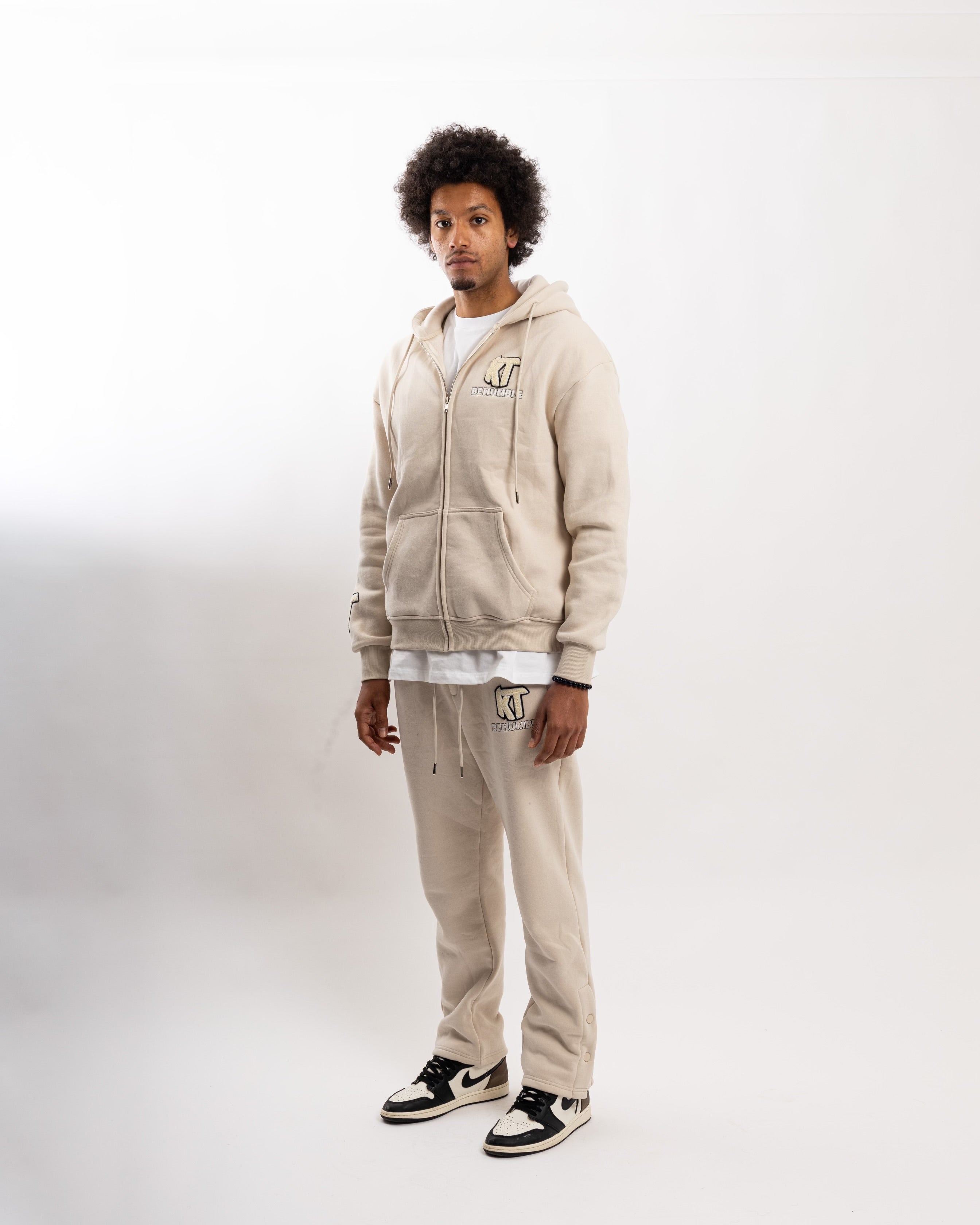 Crème Zip-up Hoodie Flair Tracksuit. - KTbehumble